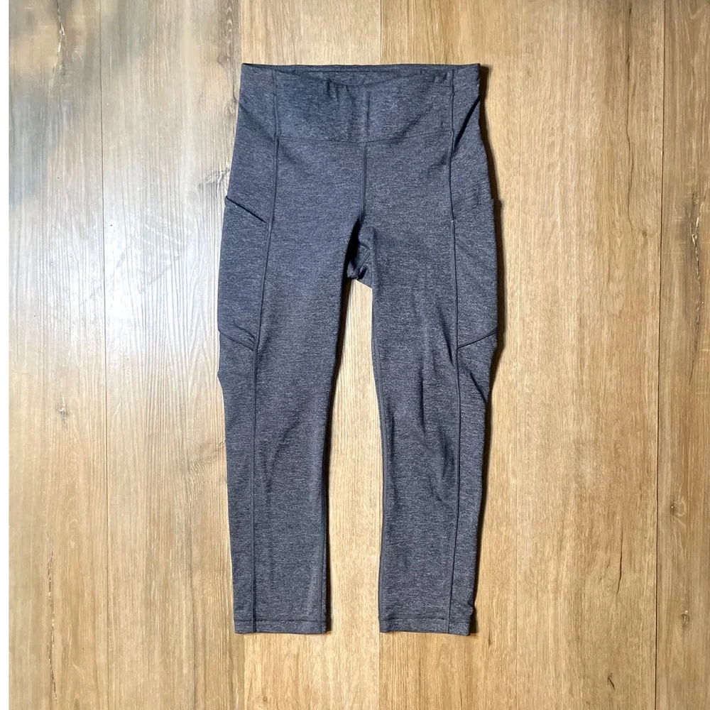 Lululemon Speed Up Crop (21